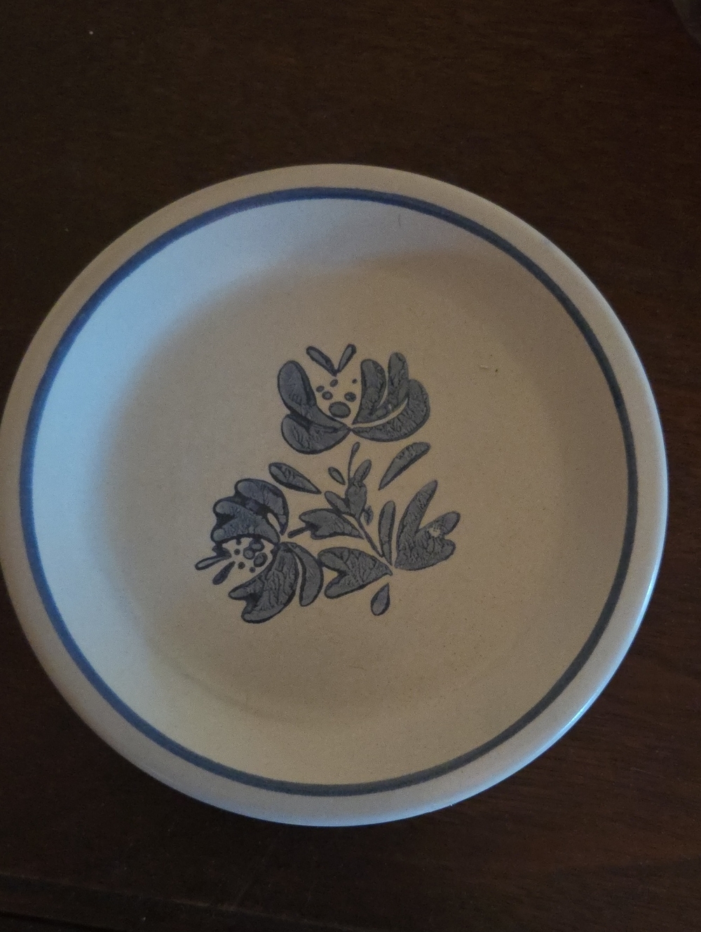 Vintage Pfaltzgraff Yorktowne Plates - Set of 4 - Made in USA